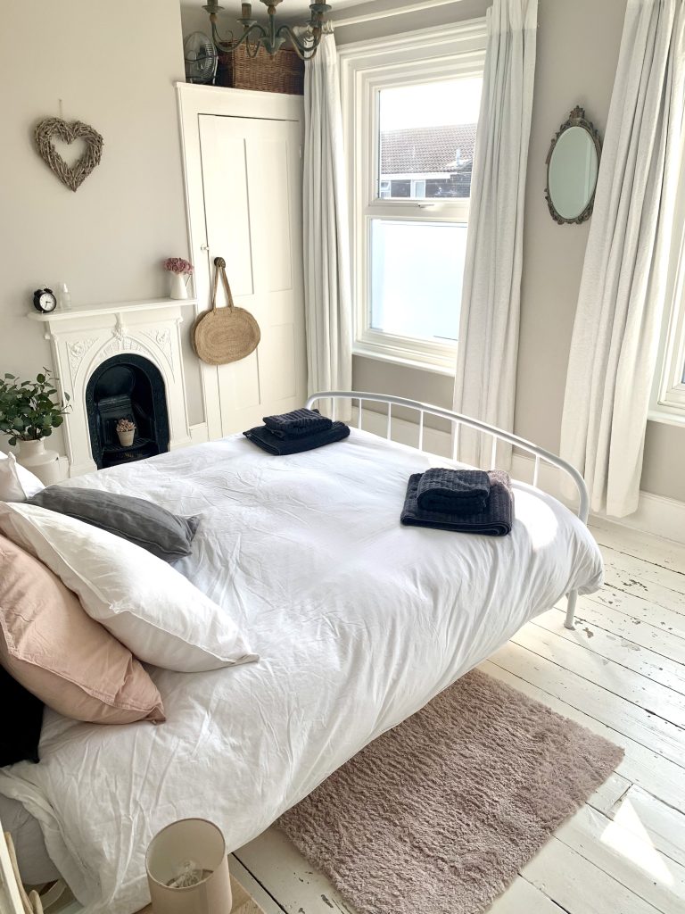 wide shot of the house in deal a holiday cottage to rent in deal kent